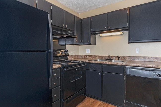 Green Meadow Apartments