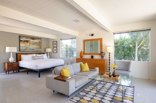 Photo - Luxury Mid Century Oasis in Palm Springs