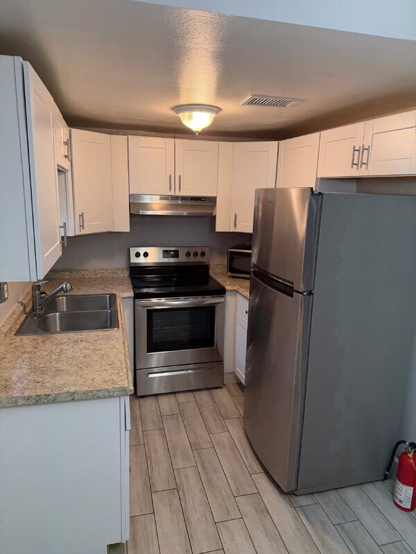 Photo - 561 S Meridian Rd Unit #2