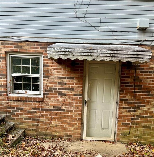 6320 Marykirk Dr