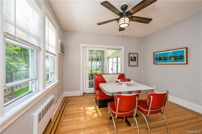 Photo - 73 Rosedale Ave