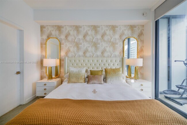 Photo - 45 SW 9th St Unidad 4108