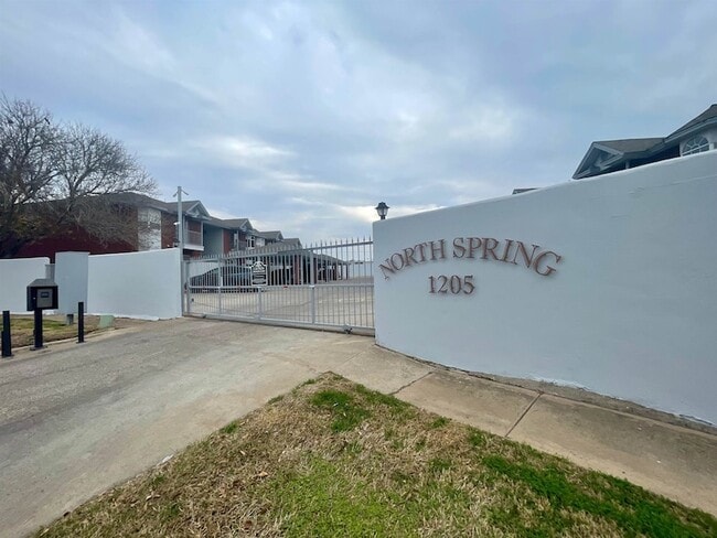 Photo - 1205 International Blvd Unit 20