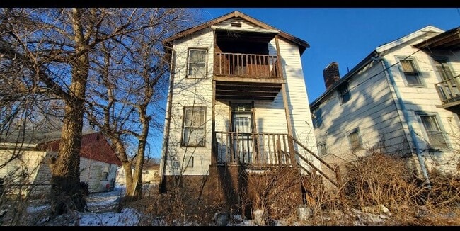 Photo - 8758 Lowell St