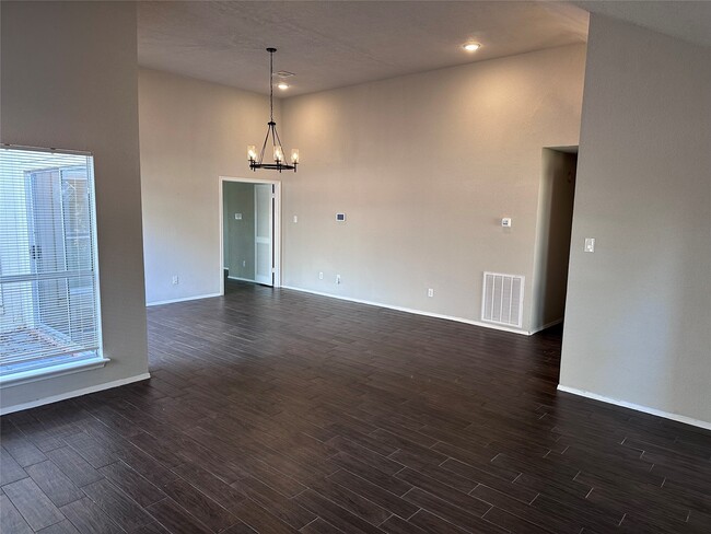 Photo - 4430 Leyland Dr