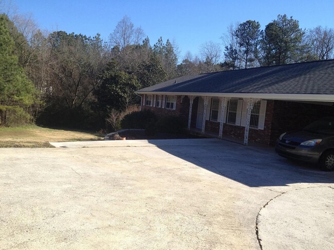 Photo - Room in House on Pleasant Hill Rd