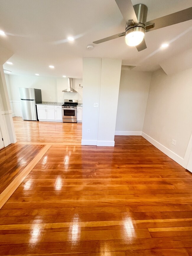 Photo - 14 Schley St Unit 3