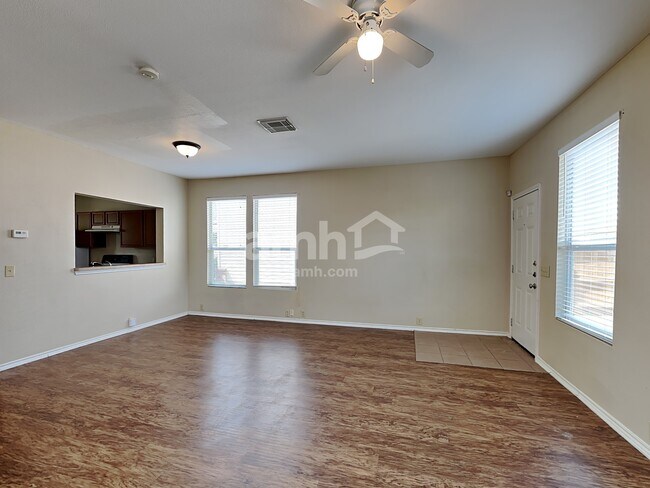 Photo - 6013 Midcrown Dr