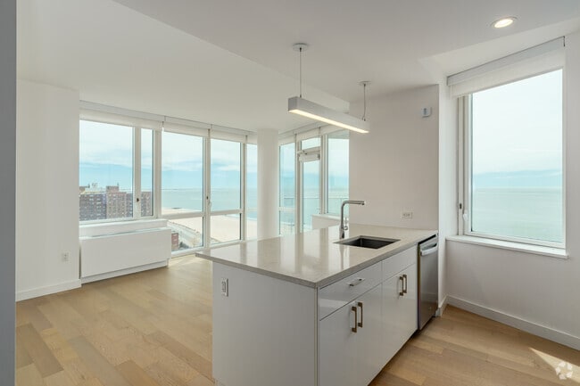 Interior Photo - Ocean Drive