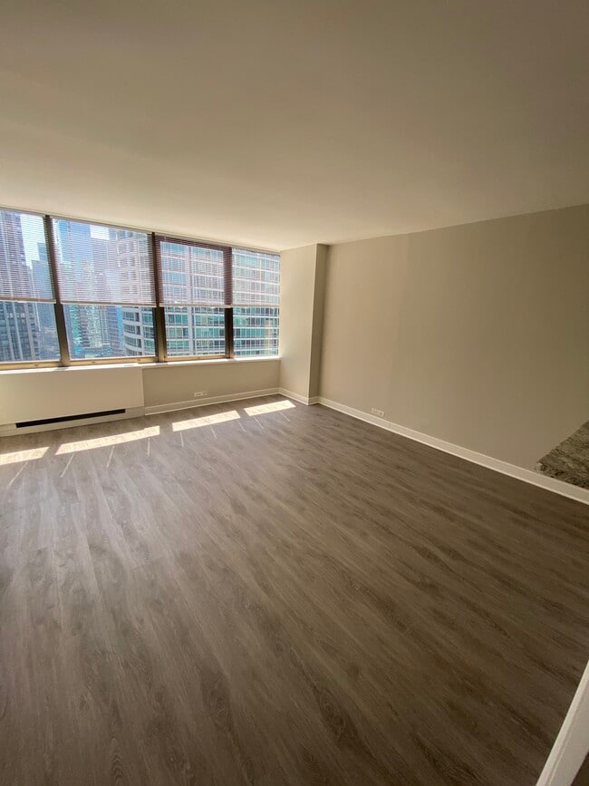 401 E Ontario St Unit 3308