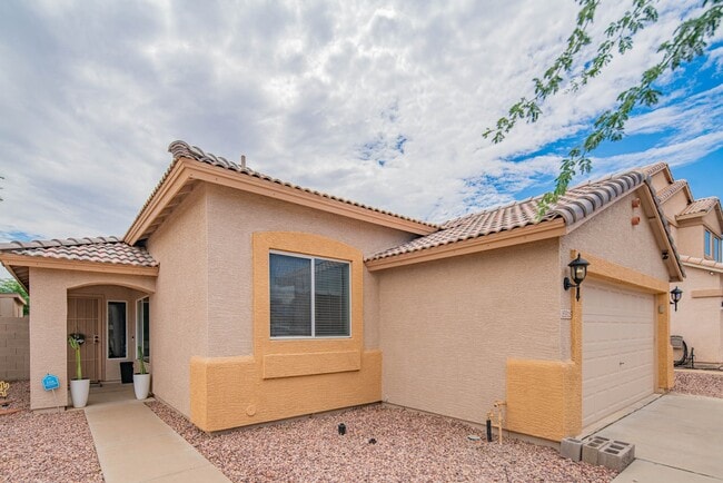 Photo - 15305 W Banff Ln