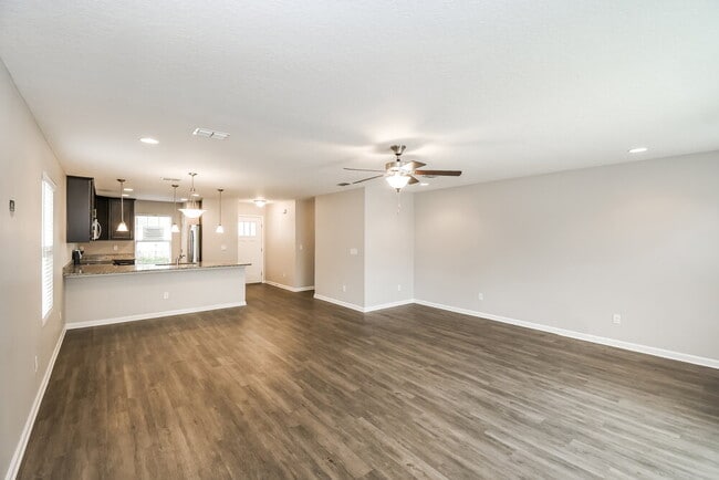 Photo - 5325 Lacy Jane Way