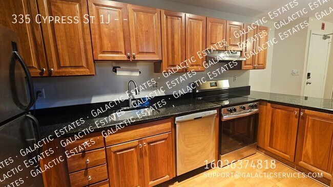 Photo - 335 Cypress St