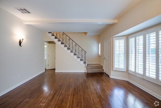 2 BR, 1.5 BA - Town House