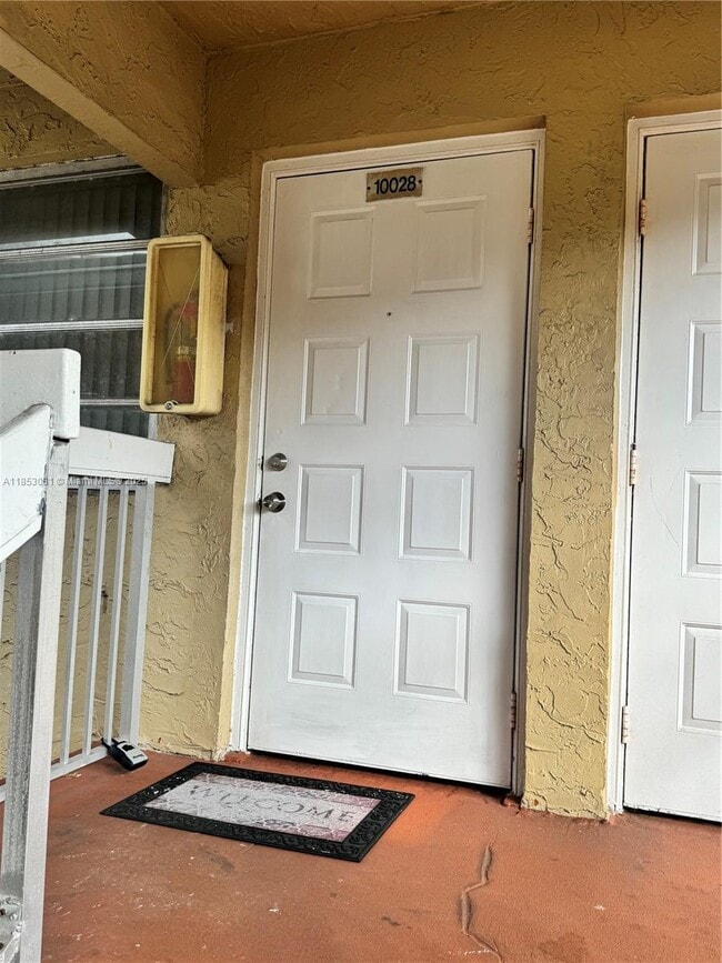 Building Photo - 10028 Twin Lakes Dr Unit 36-H Rental