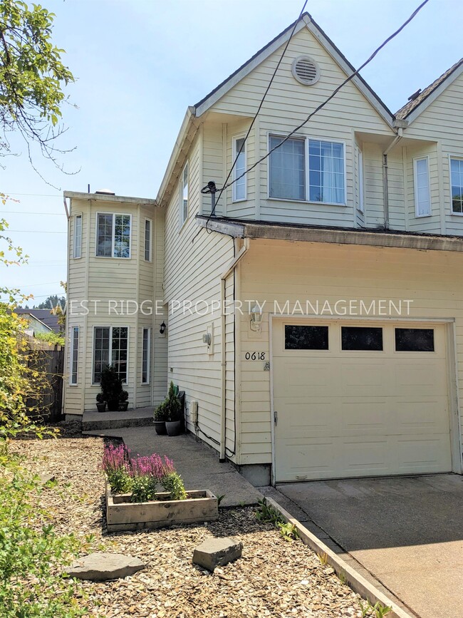 Building Photo - 618 S Texas St. Rental