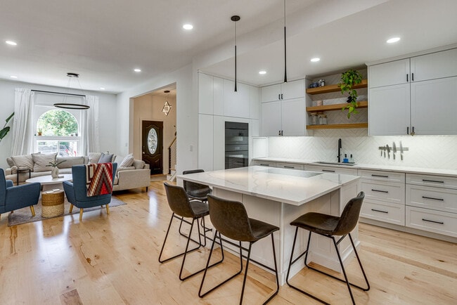 2531 W 33rd Ave Unit SI ID1592565P