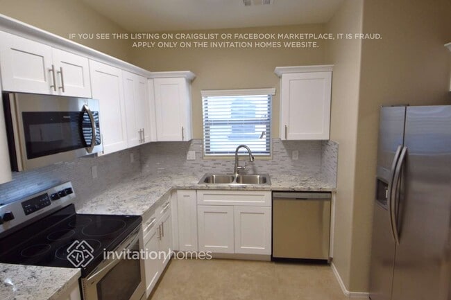 Photo - 17727 W Banff Ln