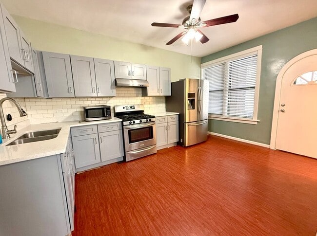 Photo - 3328 S Morgan St