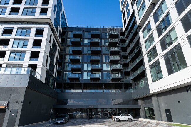 Photo - 1007 The Queensway Unit 901
