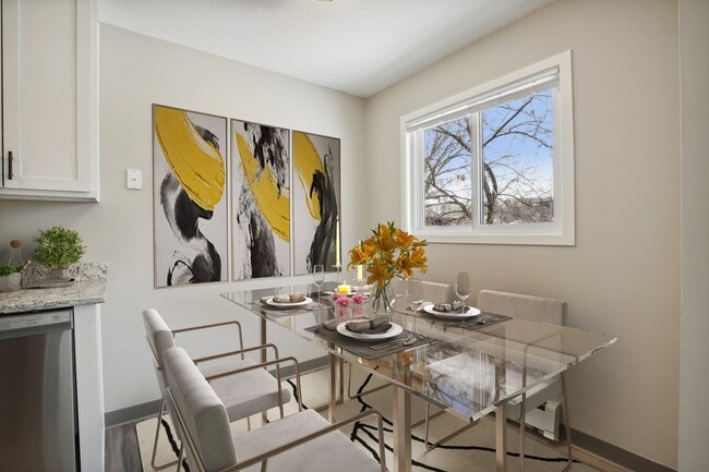 Photo - Marion Apartments