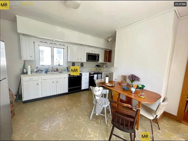 Photo - 80 Curtis St