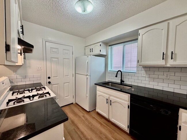 Photo - Immaculately Improved 2 Bedroom / 1 Bathroom Duplex & Immediately Available!