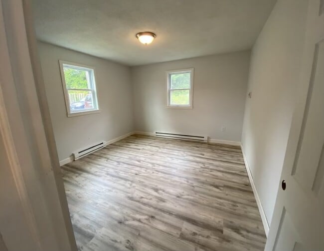 Photo - 164 Military Hwy Unidad 2 Bedroom - 1 Bath Apt.