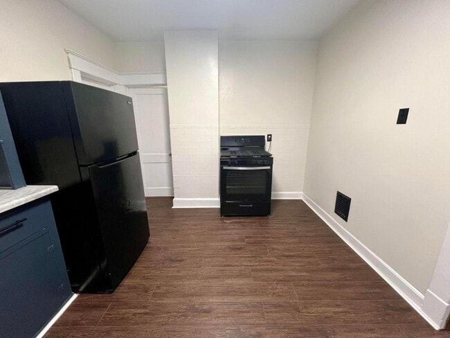 Photo - 301 Folts St Unit Lower