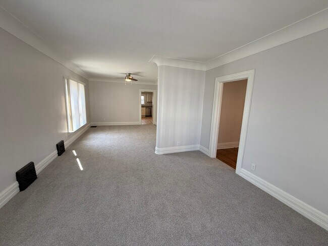 Photo - 139 Gallup St