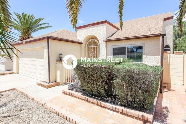 Photo - 3 Bedroom Pet-Friendly Home in Glendale, AZ with Main Street Renewal