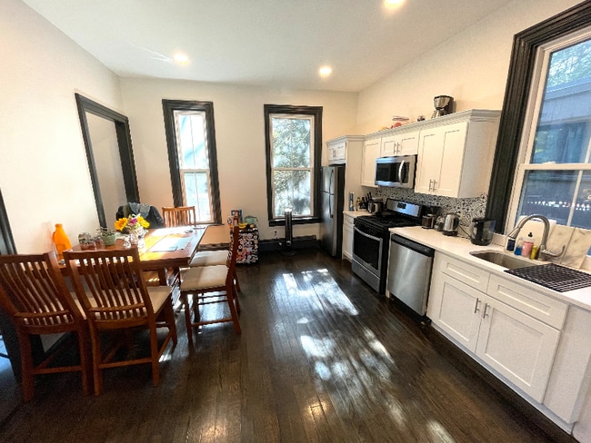 Photo - 79 Lloyd Ave Unidad 75