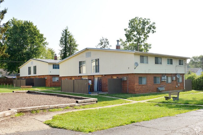 Photo - Clovernook Apartments