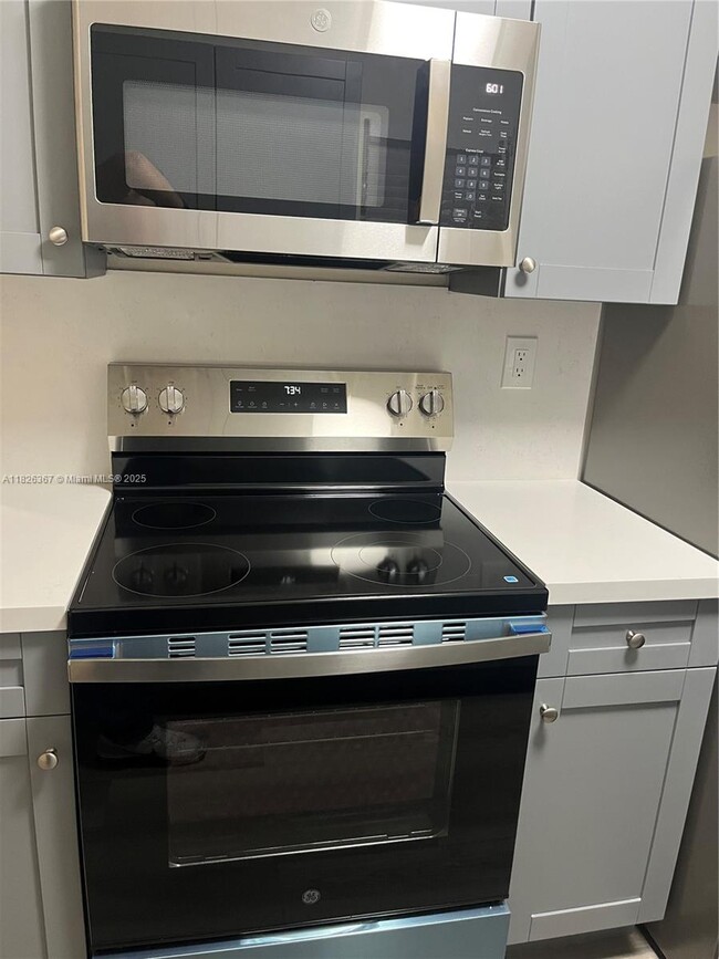 Photo - 1747 Rodman St Unit 206