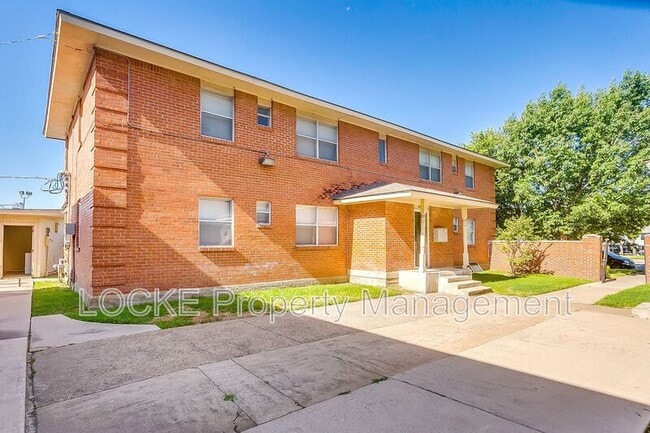 Building Photo - 3417 S University Dr