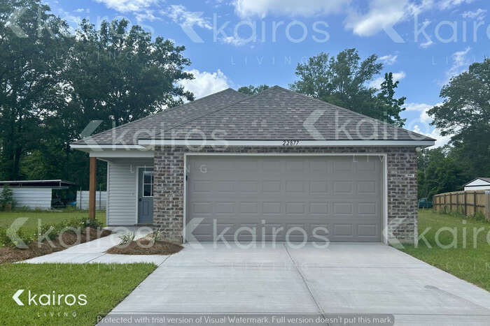 Photo - 22877 Balsam Dr House