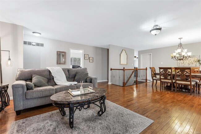 Photo - 292 Portwind Pl