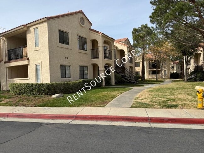 Photo - 2554 Olive Dr Unit #117