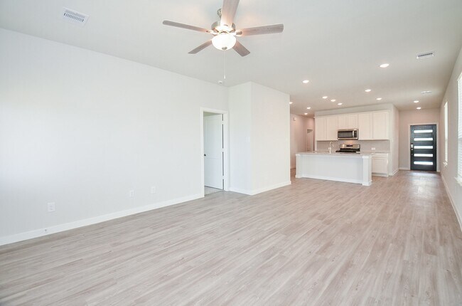 Photo - 21138 Staked Plains Dr