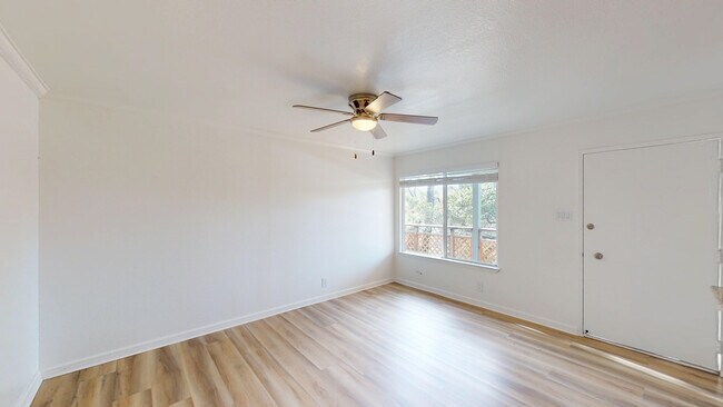 Building Photo - 7 Merrydale Rd Unit 4 Rental