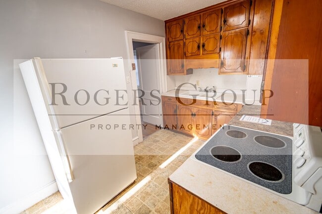 Photo - 1443 Perry Ave