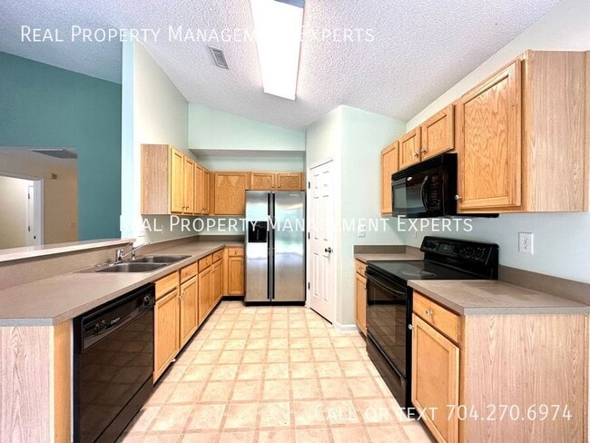 Photo - 112 Bosburg Dr