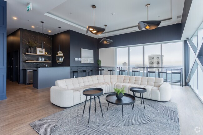 Rooftop Lounge And Patio