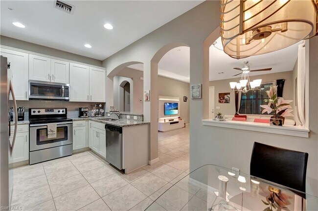 Photo - 1443 Santiago Cir