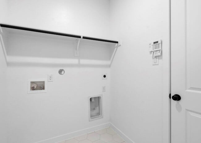 Photo - 10919 Spring Wind Dr