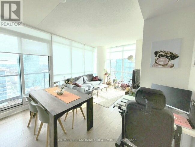 Photo - 30 Roehampton Ave Unit 3110