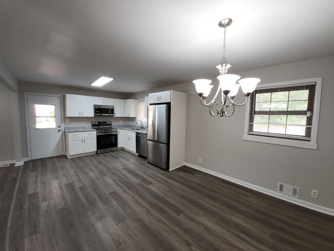 Photo - 5370 Longmeadow Ln