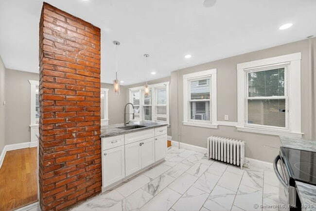 Photo - 45 Fairlawn St Unit Floor #1