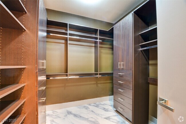 Building Photo - 2680 Mystere Ct Rental