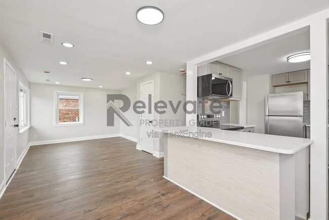 Photo - 3605 South St